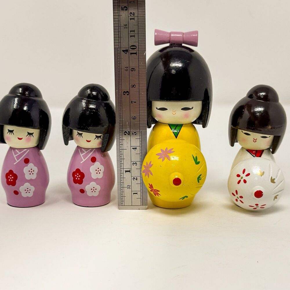 Vintage Kokeshi Dolls Set 4 Ball Jointed Japanese Wooden Cute Decor - Picture 6 of 6
